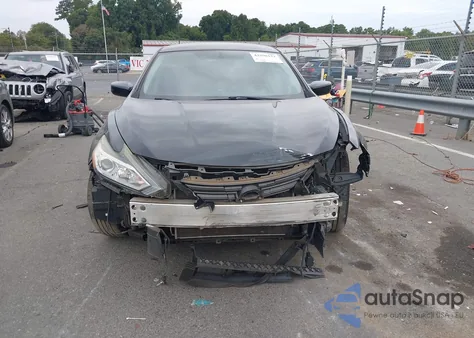 2016 Nissan Altima 2.5 Sv z USA, uszkodzony, nr VIN 1N4AL3AP2GC112452